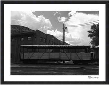 Load image into Gallery viewer, PASSENGER CAR ~ D&amp;SNG RR ~ TRAIN YARD ~ DURANGO TOWN DEPOT