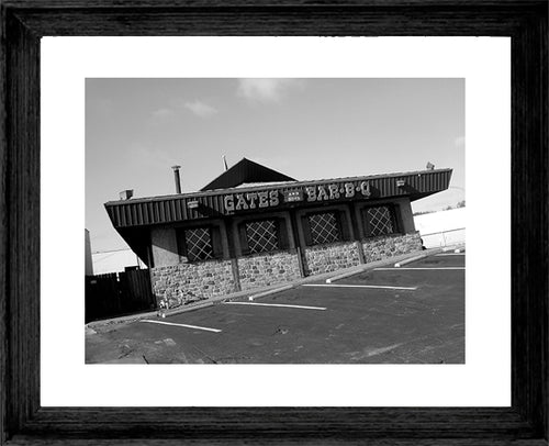 GATES AND SONS BAR-B-Q ~ LOCATION ~ 3:4