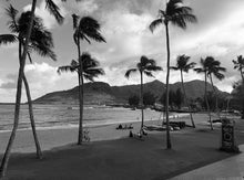 Load image into Gallery viewer, KALAPAKI BEACH ~ DUKE'S RESTAURANT BALCONY