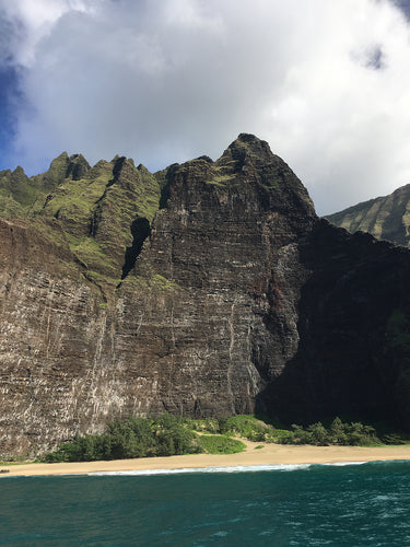 NA PALI COAST CLIFFS ~ RUGGED TERRAIN ~ 3:4