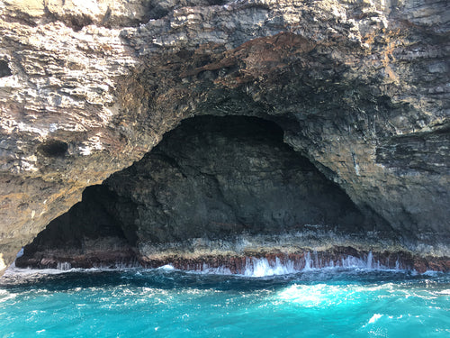 NA PALI COAST CLIFFS ~ CAVE ~ 3:4