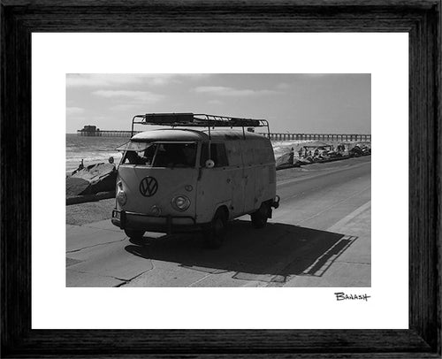OCEANSIDE ~ STRAND BUS ~ 3:4